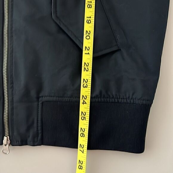 NWT Everlane The Bomber Jacket in Black Size XS - Picture 8 of 13